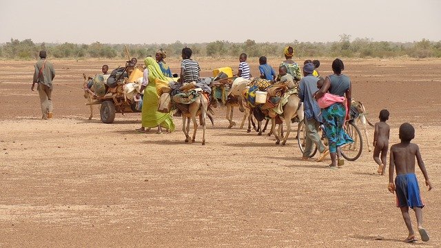 migranti in fuga